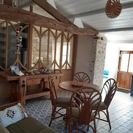 Maison De Bord De Location Saisonnière *