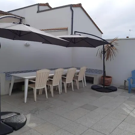 Maison De Bord De Location Saisonnière *